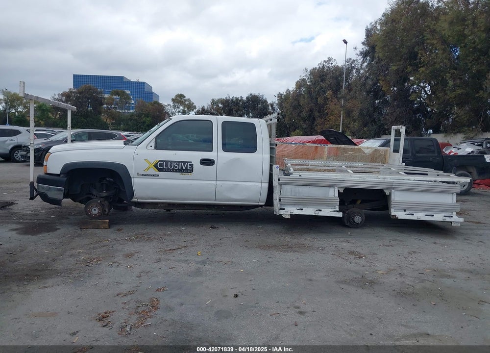 2006 CHEVROLET SILVERADO 2500HD WORK TRUCK VIN: 1GCHC29U56E256142
