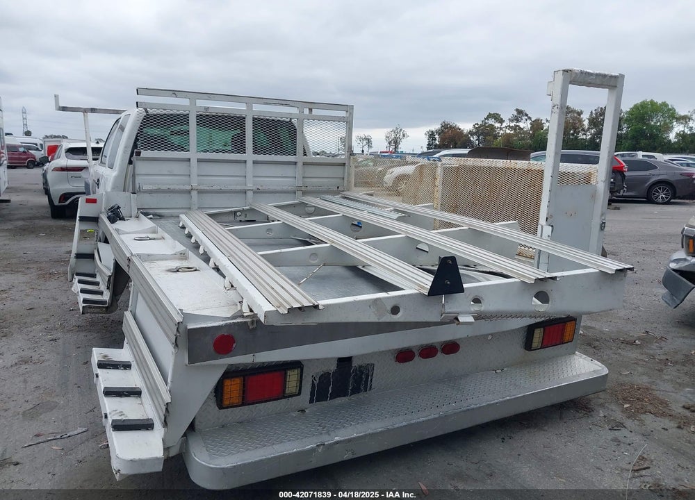 2006 CHEVROLET SILVERADO 2500HD WORK TRUCK VIN: 1GCHC29U56E256142
