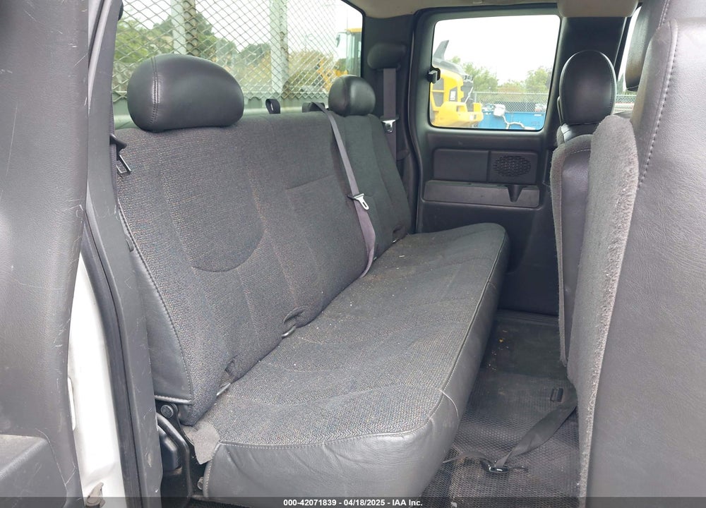 2006 CHEVROLET SILVERADO 2500HD WORK TRUCK VIN: 1GCHC29U56E256142