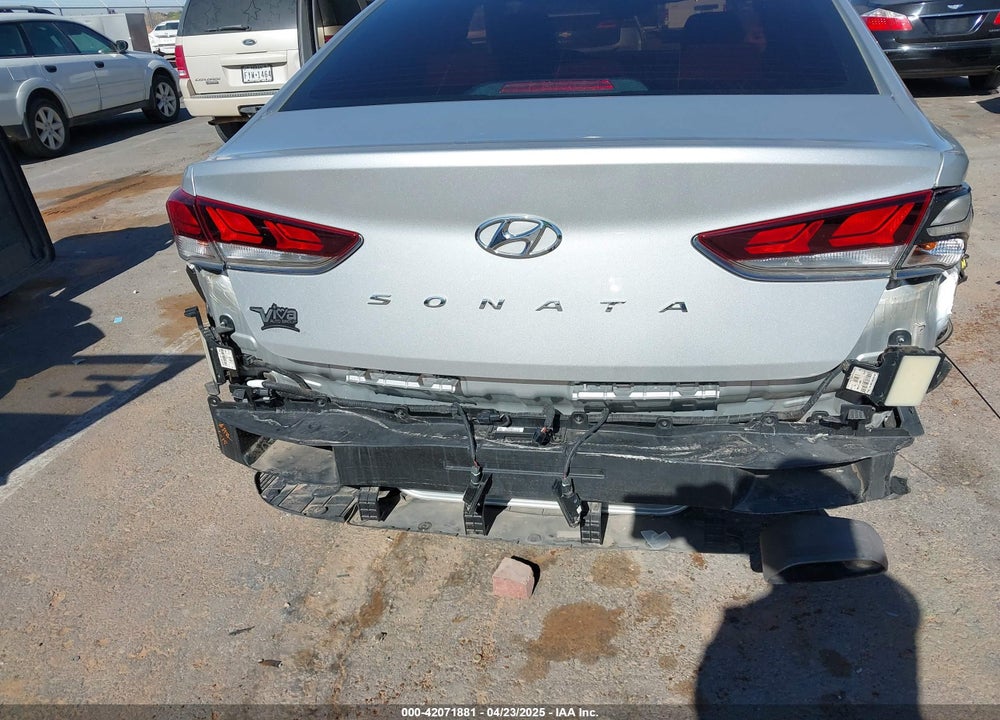 2018 HYUNDAI SONATA VIN: 5NPE34AFXJH685460