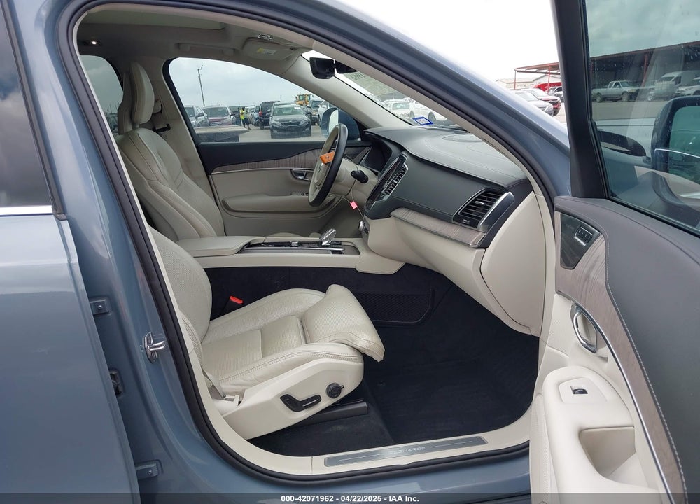 2021 VOLVO XC90 RECHARGE VIN: YV4BR00L8M1680722