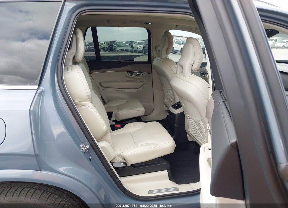 2021 VOLVO XC90 RECHARGE VIN: YV4BR00L8M1680722