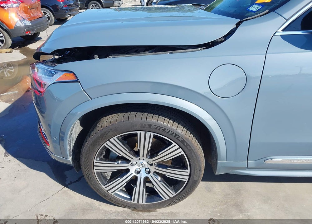2021 VOLVO XC90 RECHARGE VIN: YV4BR00L8M1680722