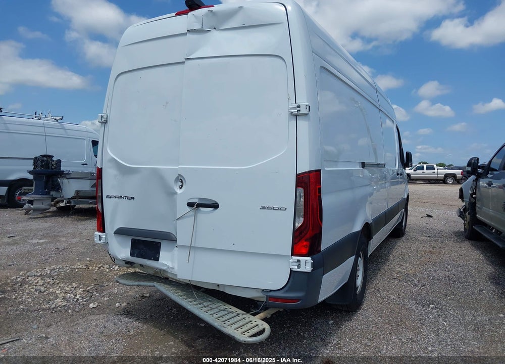 2021 MERCEDES-BENZ SPRINTER 2500 HIGH ROOF I4 DIESEL VIN: W1Y4DCHY7MT049228