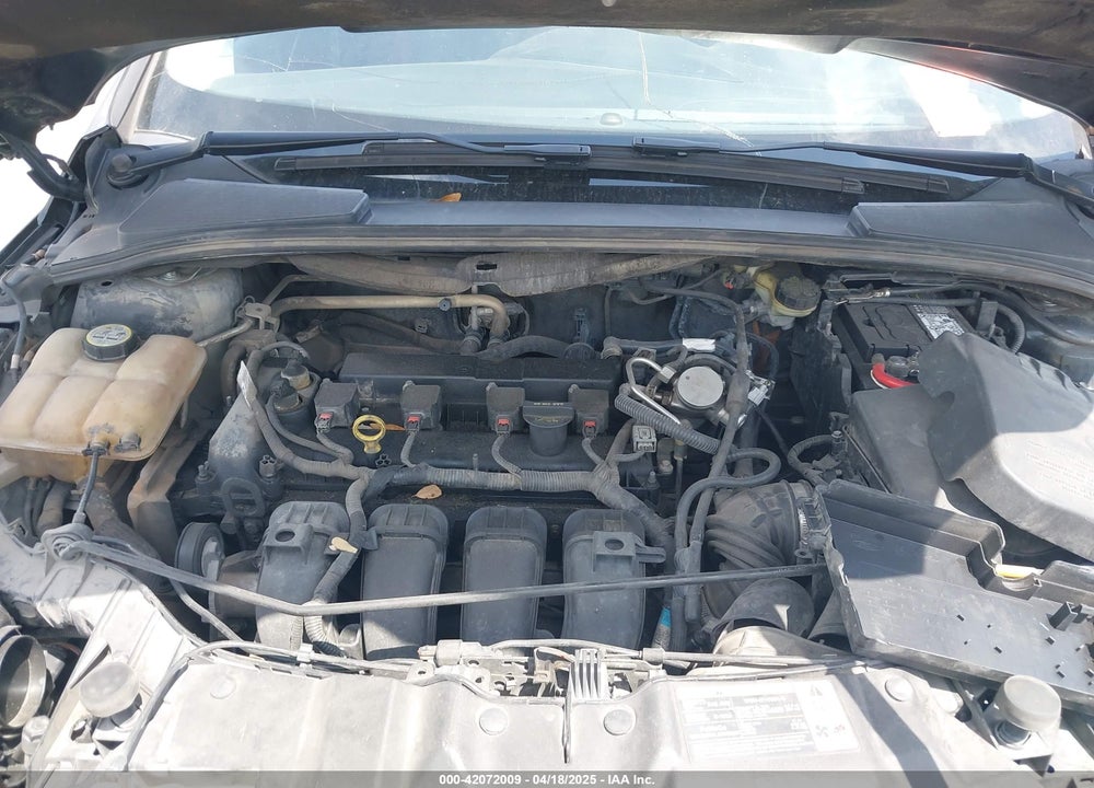 2014 FORD FOCUS TITANIUM VIN: 1FADP3N22EL117700