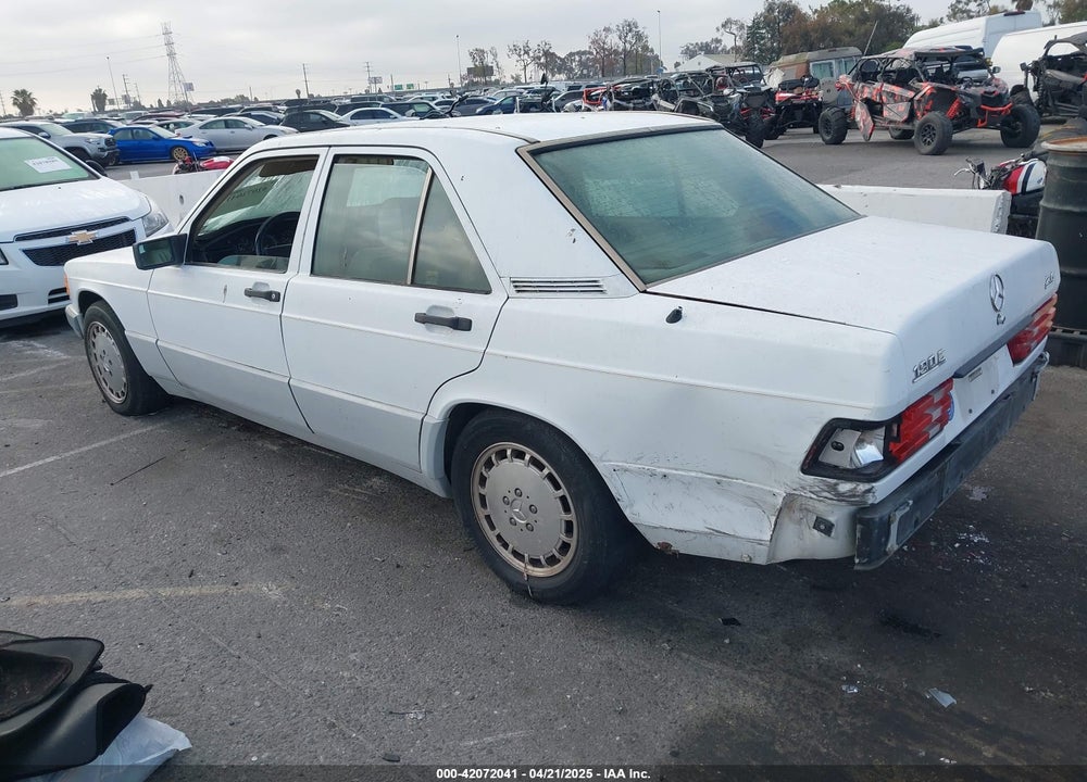 1993 MERCEDES-BENZ 190 E 2.6 VIN: WDBDA29D1PG067674