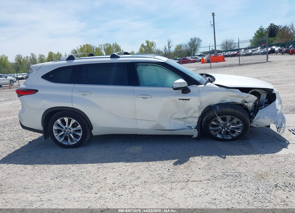 2021 TOYOTA HIGHLANDER VIN: 5TDXBRCH0MS033548