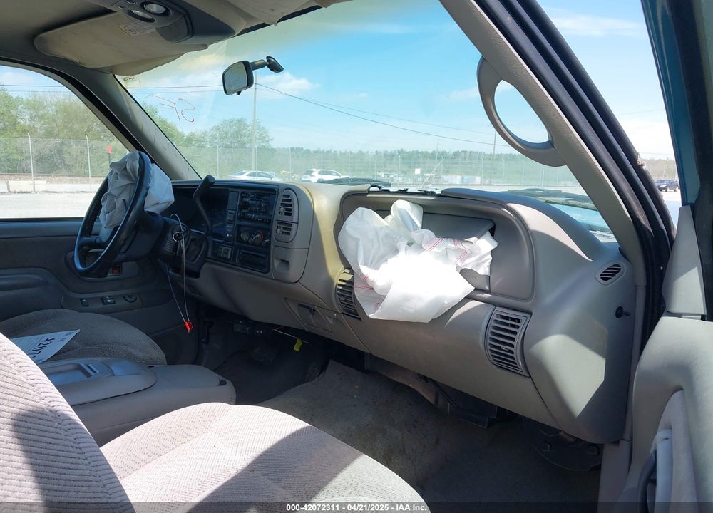 1998 CHEVROLET K1500 FLEETSIDE VIN: 2GCEK19R0W1262508