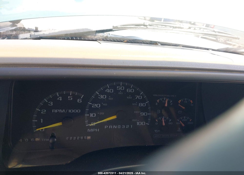 1998 CHEVROLET K1500 FLEETSIDE VIN: 2GCEK19R0W1262508