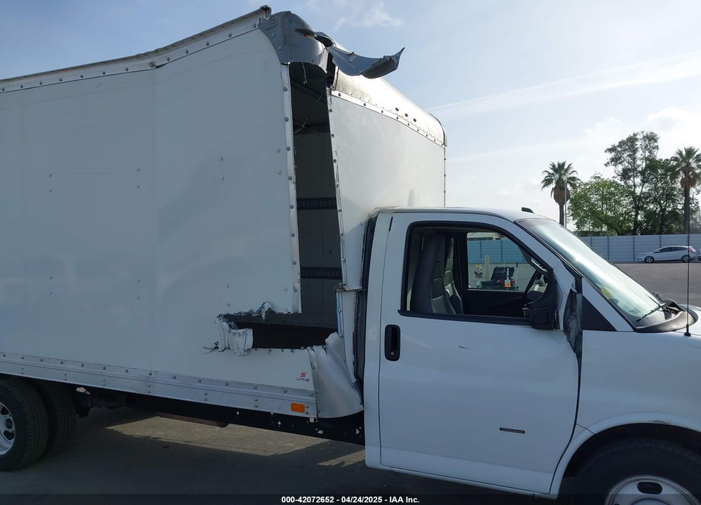 2020 GMC SAVANA CUTAWAY WORK VAN VIN: 7GZ37TCG8LN006304