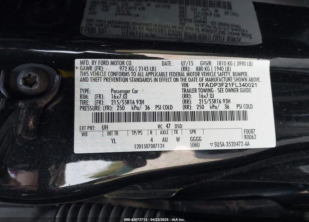 2015 FORD FOCUS VIN: 1FADP3F21FL340021