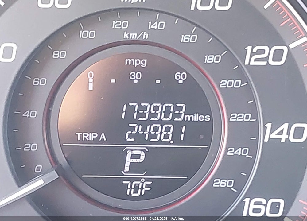 2013 HONDA ACCORD VIN: 1HGCT1B72DA021843
