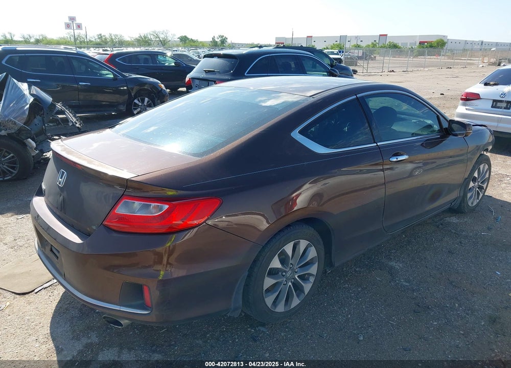 2013 HONDA ACCORD VIN: 1HGCT1B72DA021843