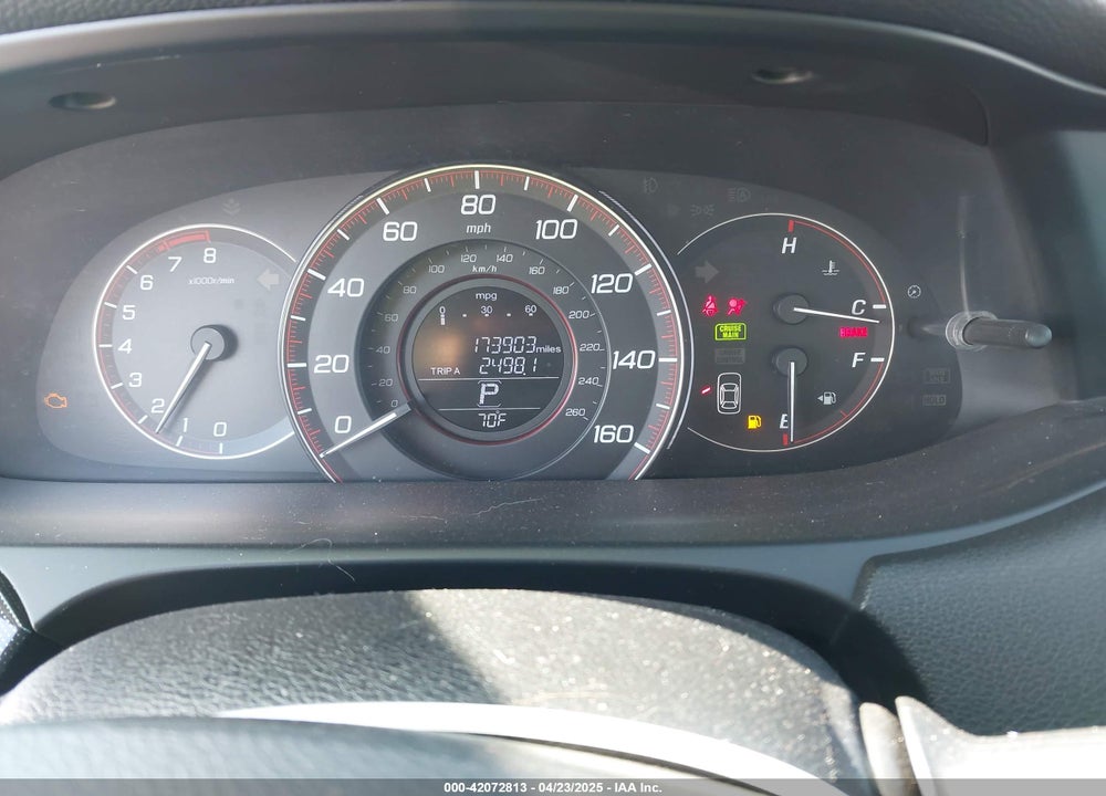 2013 HONDA ACCORD VIN: 1HGCT1B72DA021843