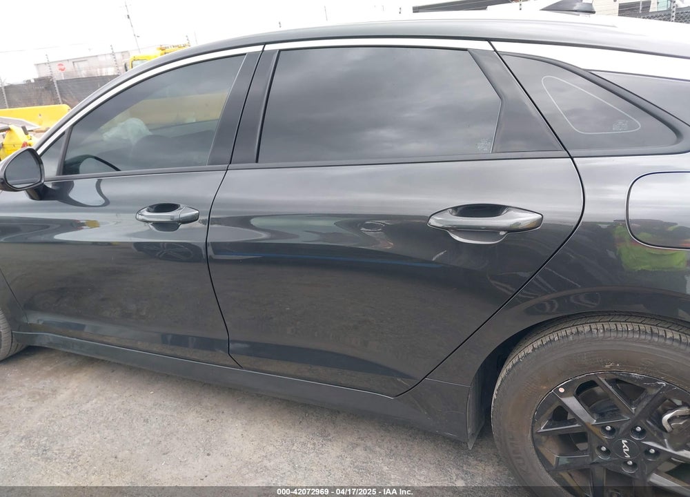2025 KIA K5 LXS VIN: KNAG24J77S5316431