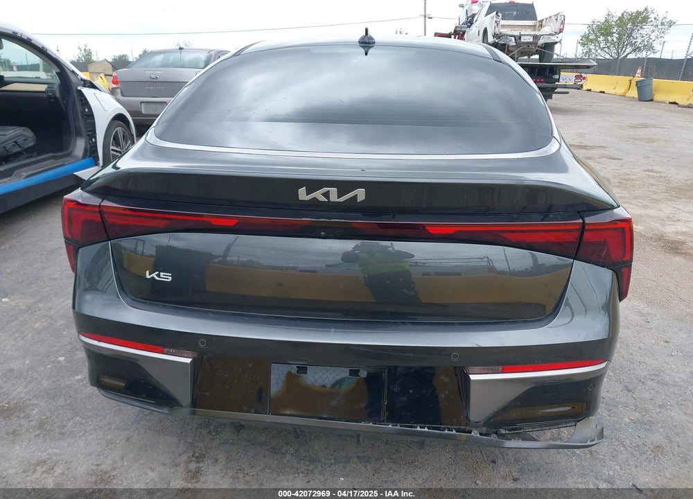 2025 KIA K5 LXS VIN: KNAG24J77S5316431