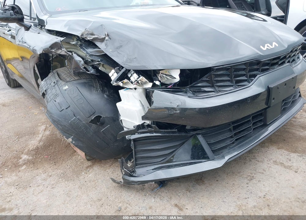 2025 KIA K5 LXS VIN: KNAG24J77S5316431