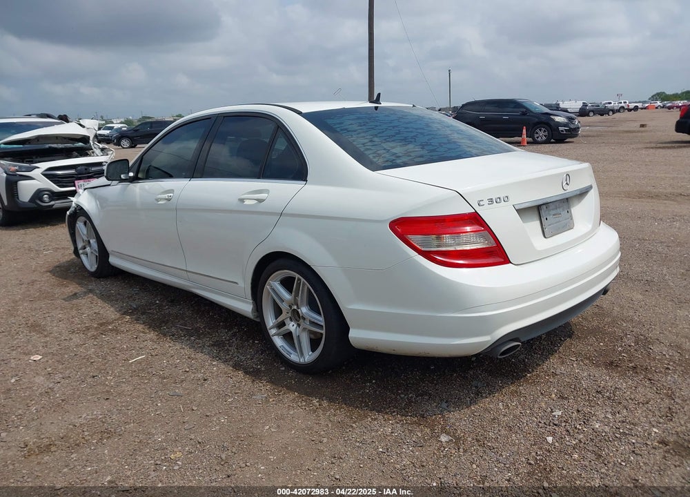 2009 MERCEDES-BENZ C CLASS VIN: WDDGF54XX9R069942