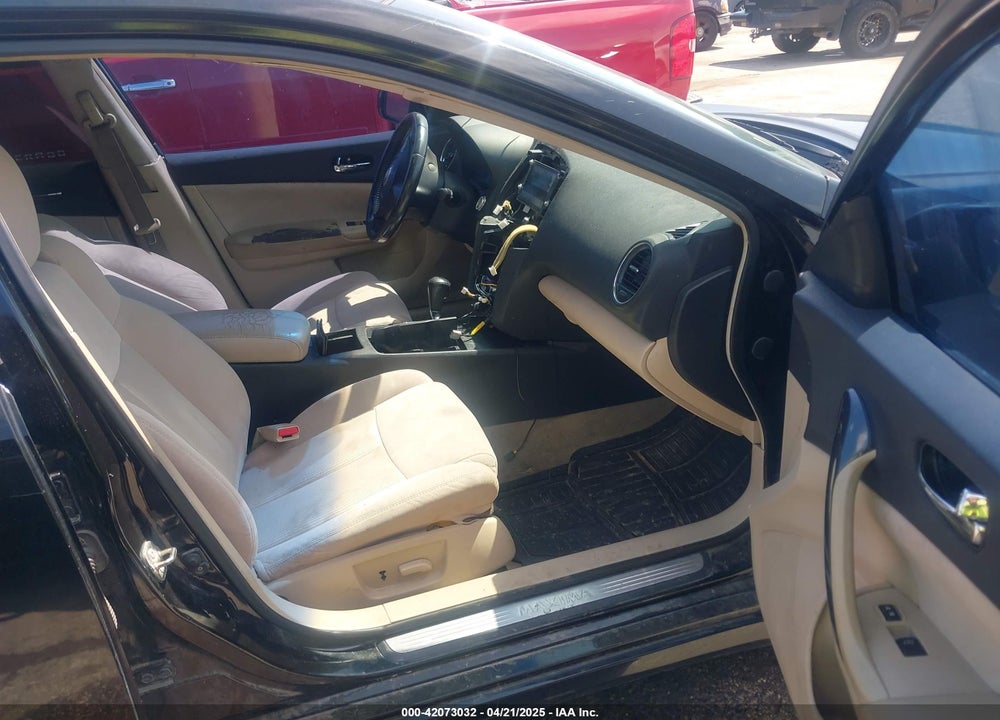 2014 NISSAN MAXIMA VIN: 1N4AA5AP3EC484753