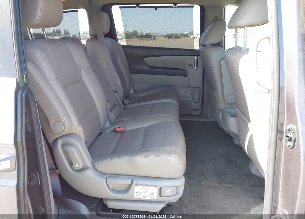 2015 HONDA ODYSSEY TOURING/TOURING ELITE VIN: 5FNRL5H93FB056183