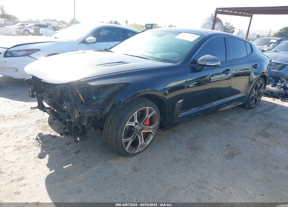 2018 KIA STINGER VIN: KNAE55LC0J6019833