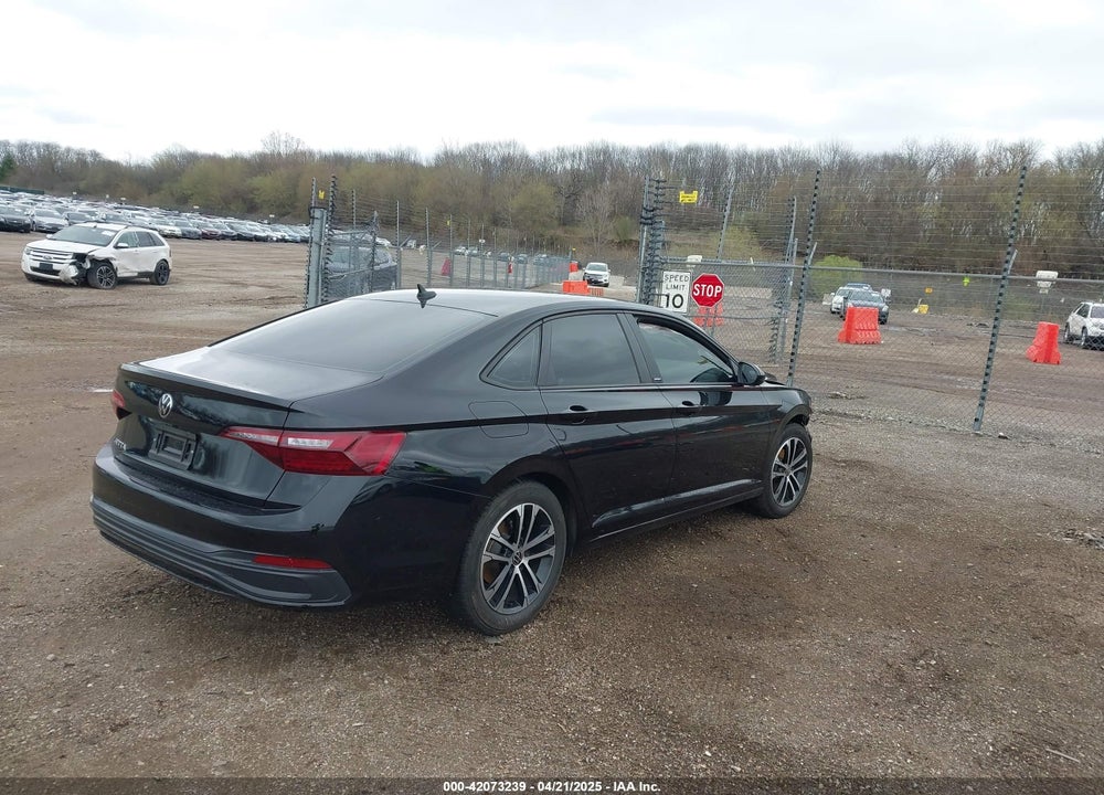 2024 VOLKSWAGEN JETTA 1.5T SPORT VIN: 3VWBM7BU8RM013253