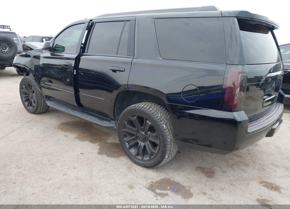 2016 GMC YUKON DENALI VIN: 1GKS1CKJ7GR235695
