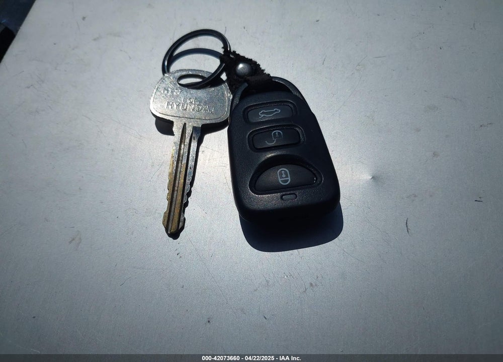 2007 HYUNDAI ELANTRA VIN: KMHDU46D47U117490
