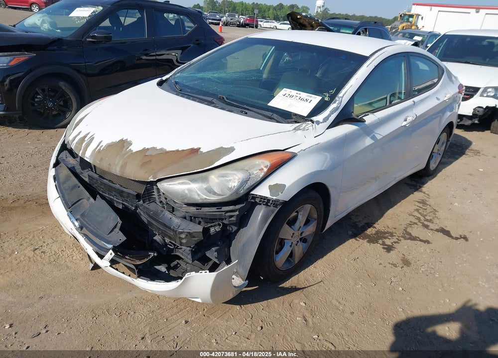 2013 HYUNDAI ELANTRA VIN: 5NPDH4AE5DH349210