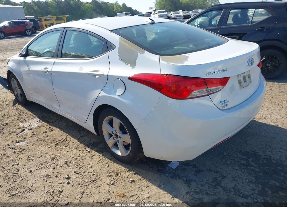 2013 HYUNDAI ELANTRA VIN: 5NPDH4AE5DH349210