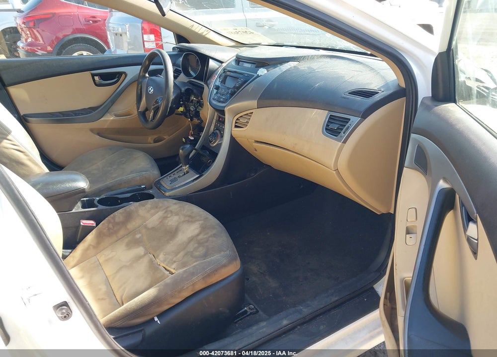 2013 HYUNDAI ELANTRA VIN: 5NPDH4AE5DH349210