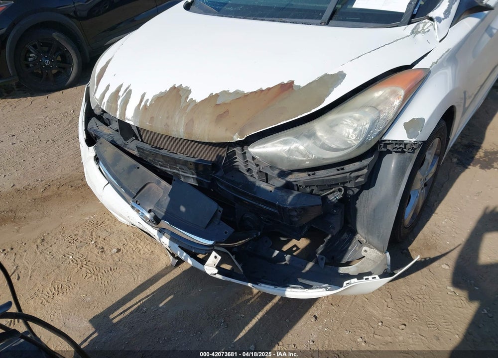 2013 HYUNDAI ELANTRA VIN: 5NPDH4AE5DH349210