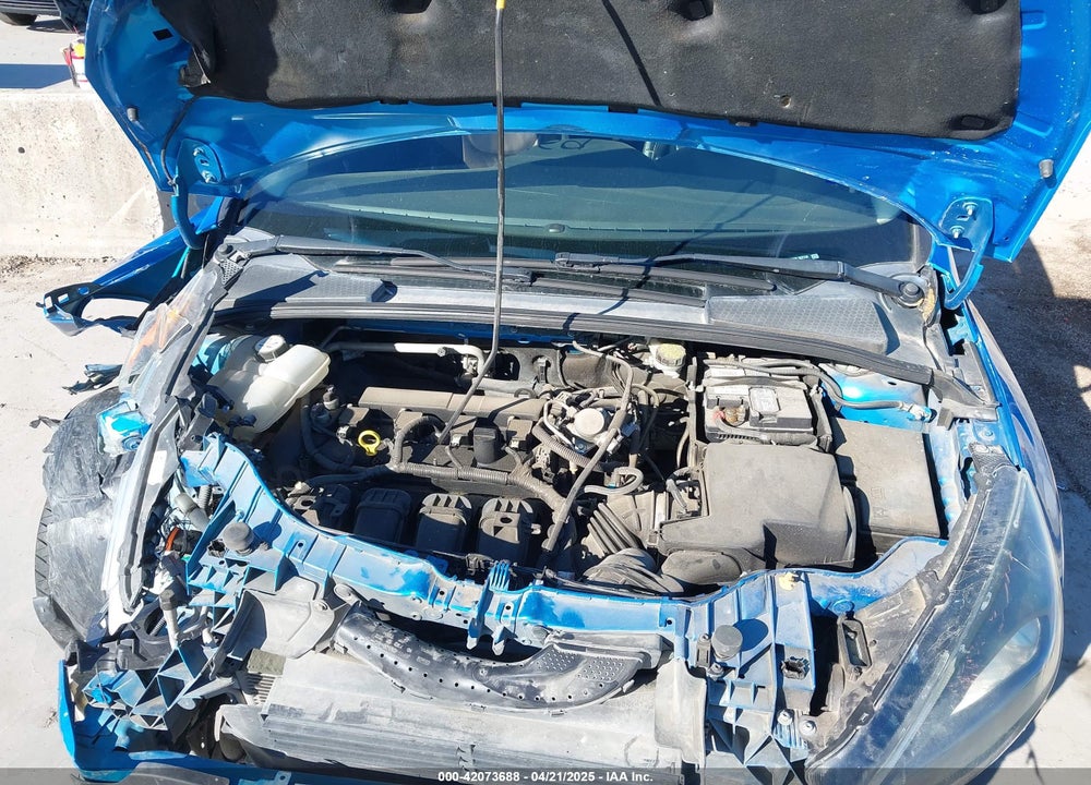2015 FORD FOCUS SE VIN: 1FADP3F2XFL322746