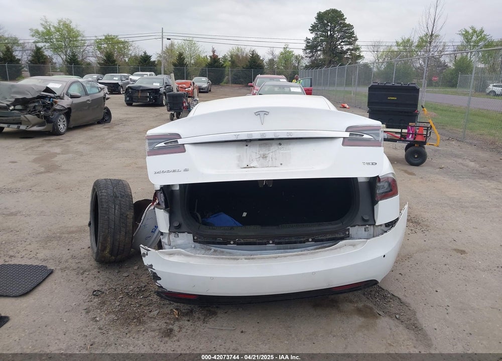 2017 TESLA MODEL S VIN: 5YJSA1E24HF195488
