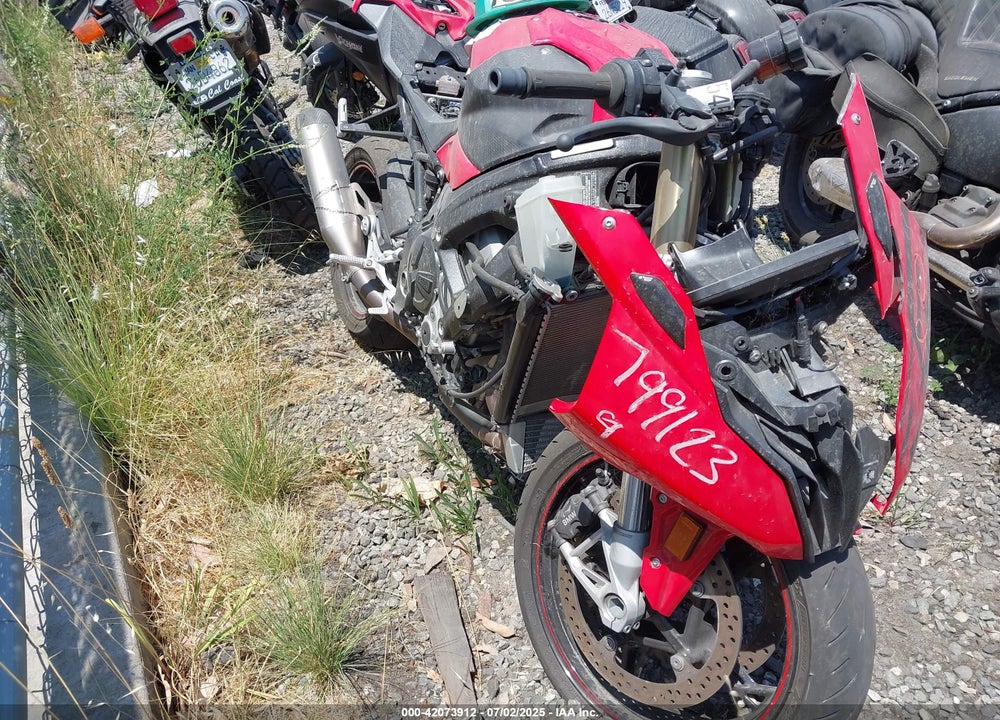 2024 BMW S 1000 RR VIN: WB10E6304R6K70128