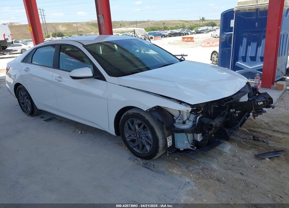 2024 HYUNDAI ELANTRA SEL VIN: KMHLM4DG3RU637174