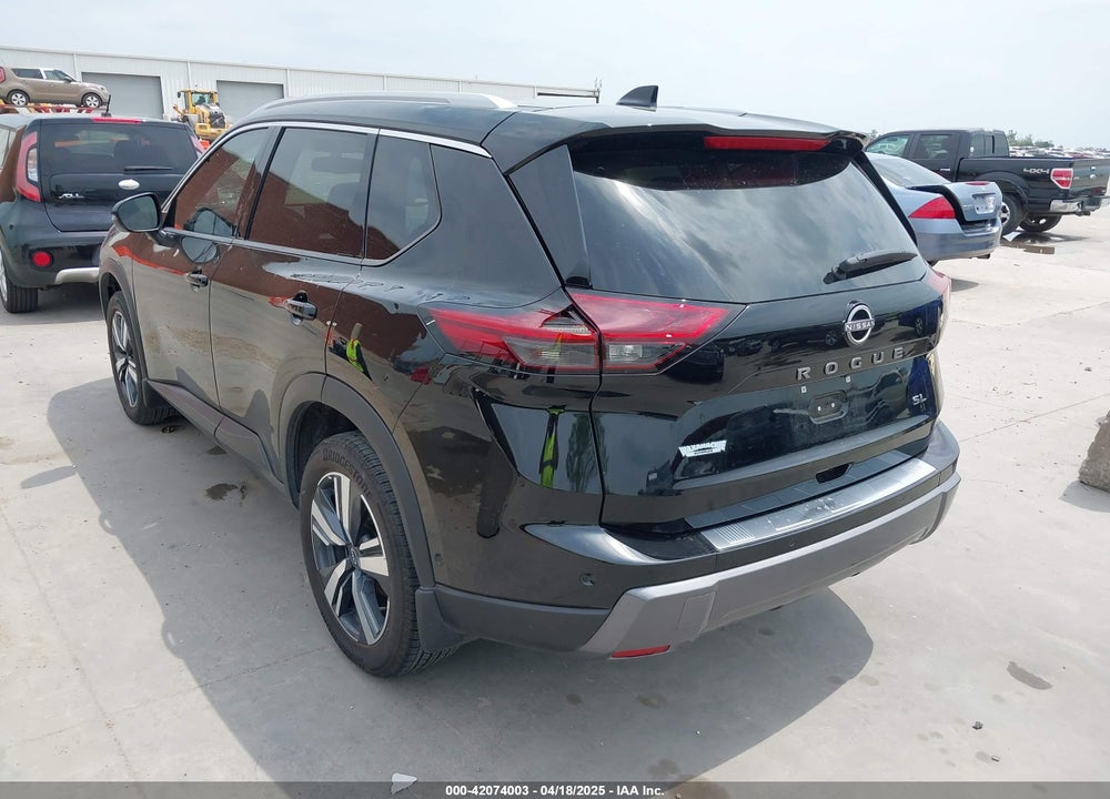 2024 NISSAN ROGUE SL FWD VIN: 5N1BT3CA8RC718893