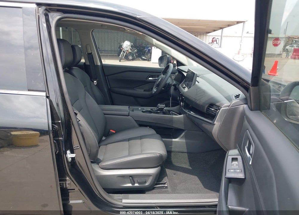 2024 NISSAN ROGUE SL FWD VIN: 5N1BT3CA8RC718893