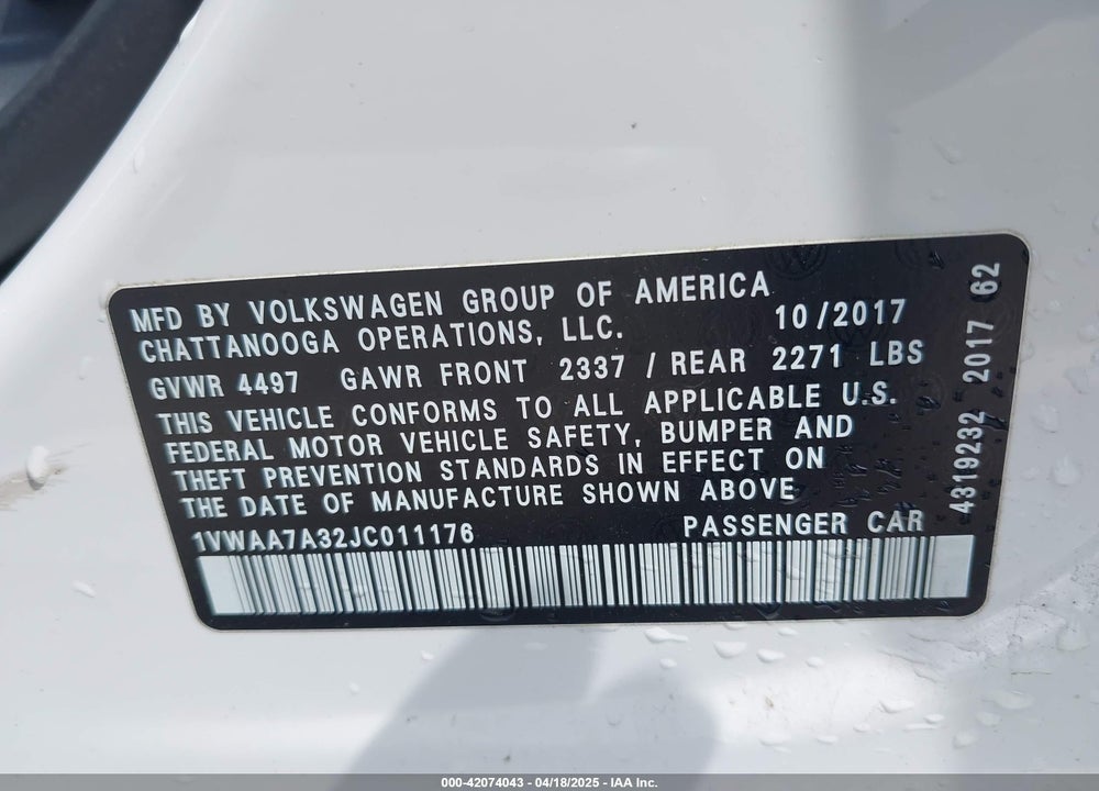2018 VOLKSWAGEN PASSAT VIN: 1VWAA7A32JC011176