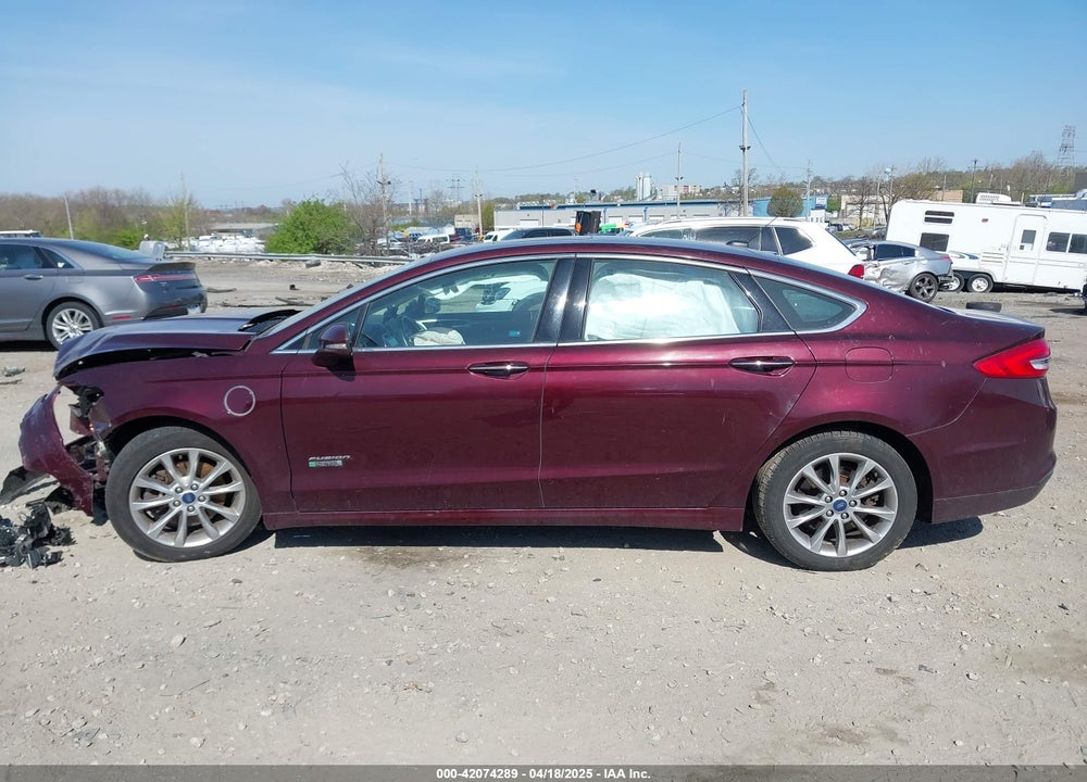 2018 FORD FUSION ENERGI VIN: 3FA6P0PU0JR105997