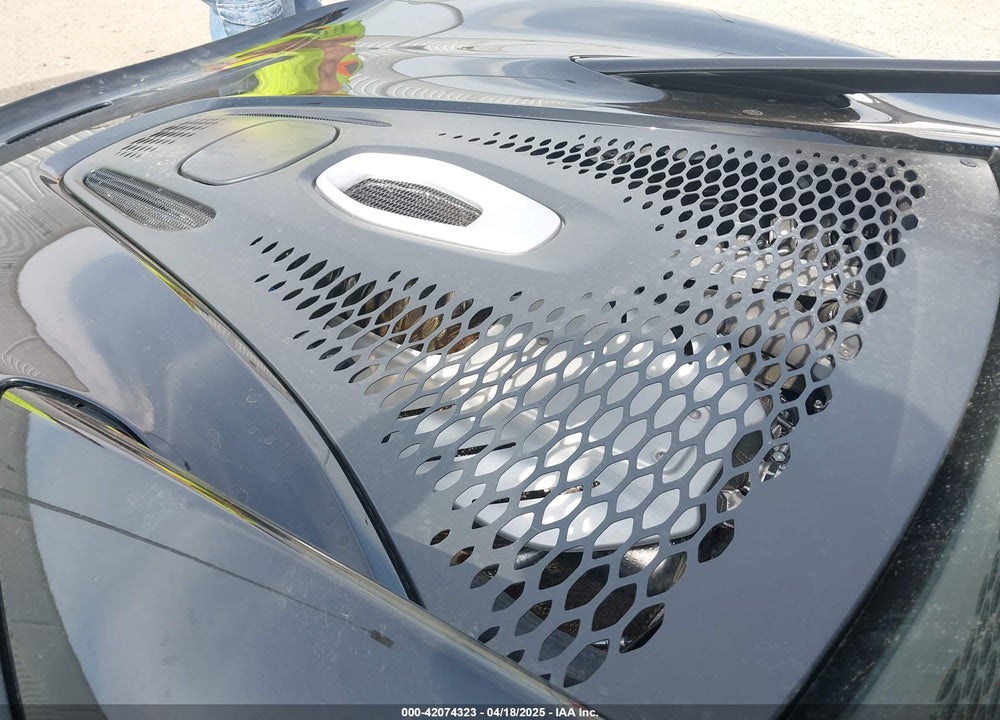 2023 MCLAREN ARTURA VIN: SBM16AEA7PW001168