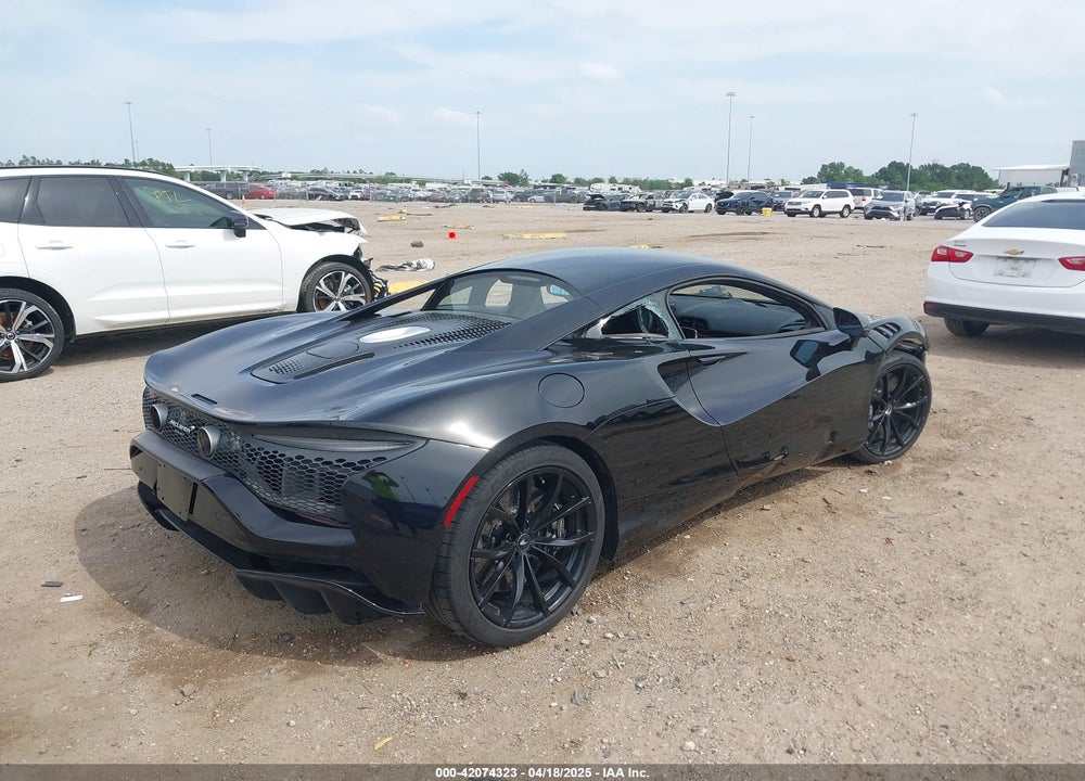 2023 MCLAREN ARTURA VIN: SBM16AEA7PW001168