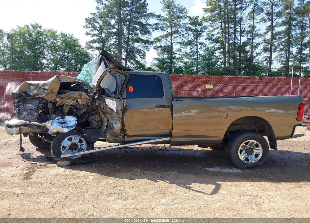 2014 RAM 2500 VIN: 3C6UR5HL1EG322482