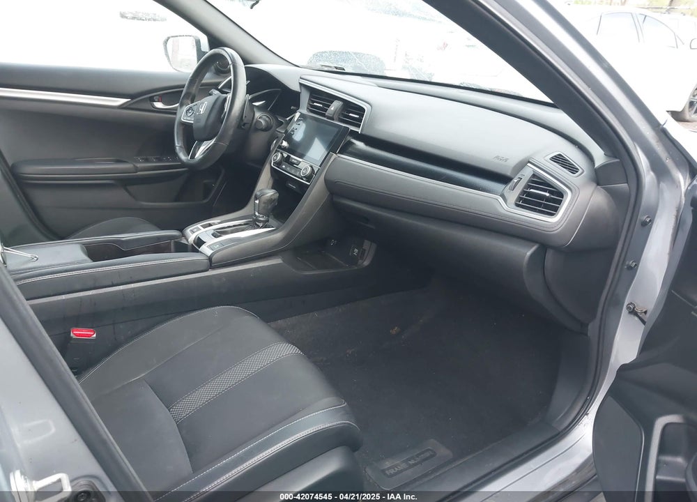 2019 HONDA CIVIC VIN: 2HGFC2F81KH532366