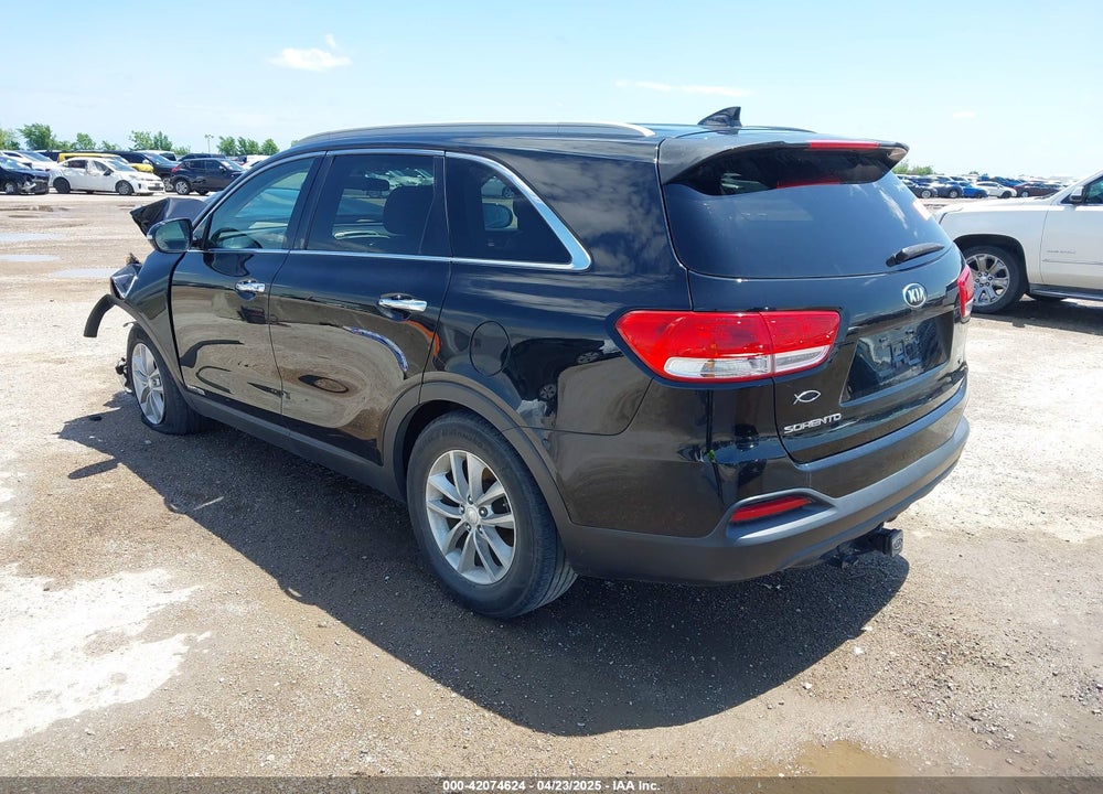 2016 KIA SORENTO VIN: 5XYPGDA50GG012567