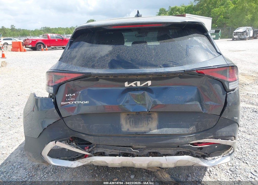 2023 KIA SPORTAGE VIN: KNDPU3AF1P7068008