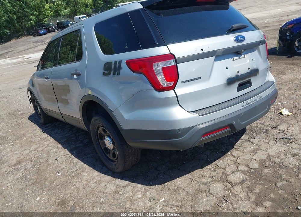 2018 FORD POLICE INTERCEPTOR SEDAN VIN: 1FM5K8AR7JGC75896