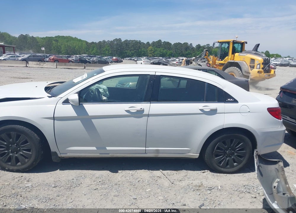 2012 CHRYSLER 200 VIN: 1C3CCBAB4CN134733
