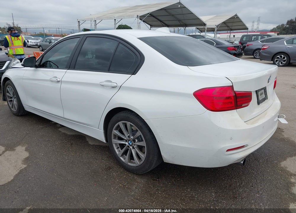 2018 BMW 3 SERIES VIN: WBA8E1G56JNU93177