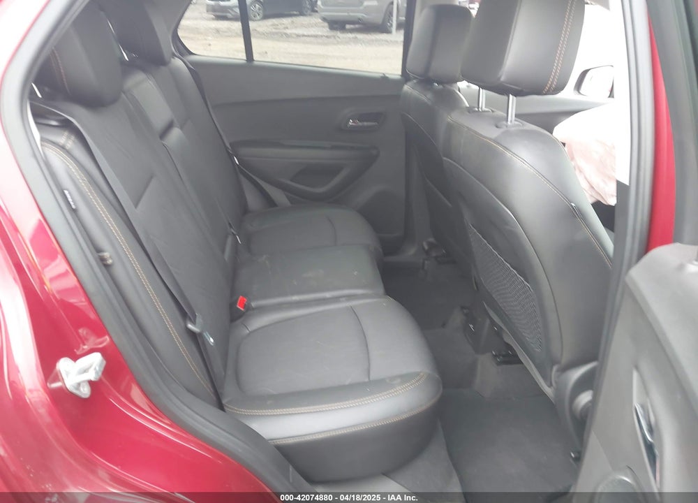 2018 CHEVROLET TRAX VIN: 3GNCJPSB2JL193152